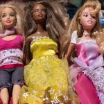 Jeux de Maquillage et Habillage Barbie : expérimentez différents styles vestimentaires pour chacune