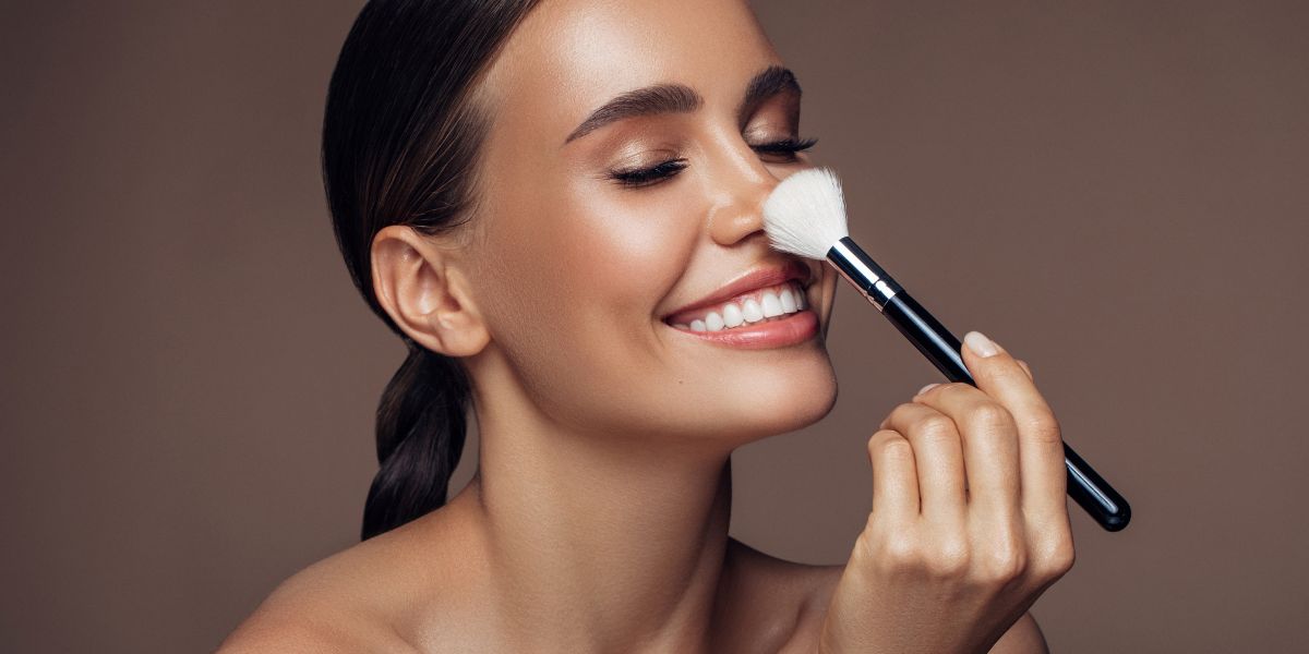 Trucs et astuces pour se maquiller comme une pro Les