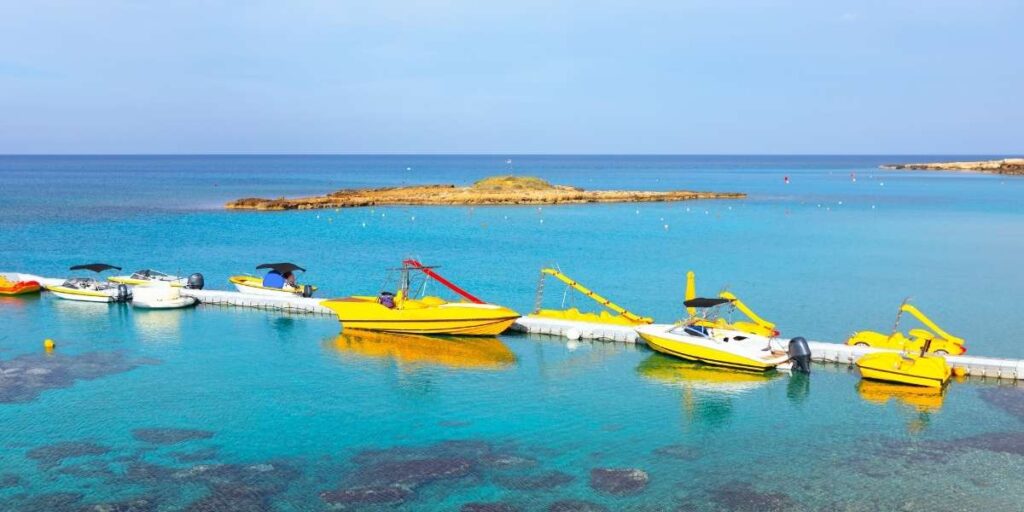une bonne Location bateau Aix les Bains