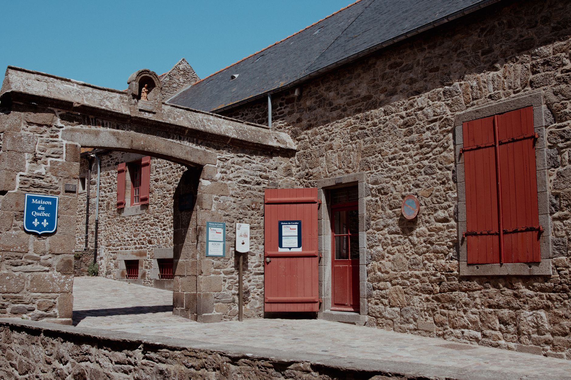 Pourquoi la maison de Jean Giono à Manosque est une destination incontournable pour les amoureux de littérature