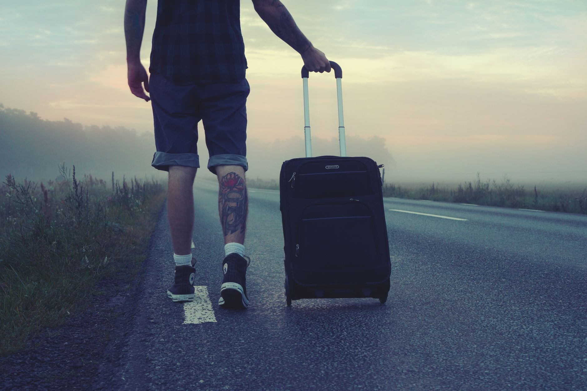 Auteurs voyageurs incontournables pour un road‑trip